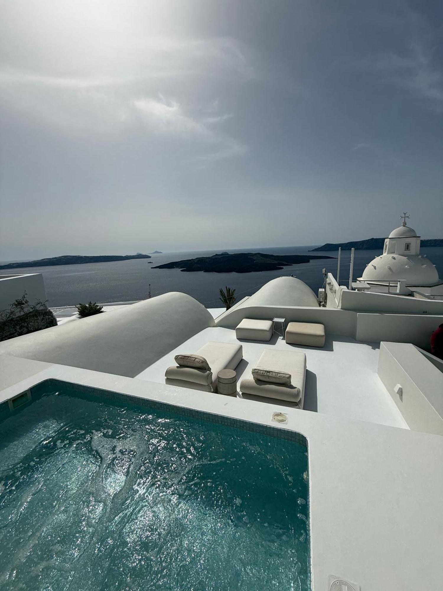 Aesthesis Boutique Villas Fira Dış mekan fotoğraf